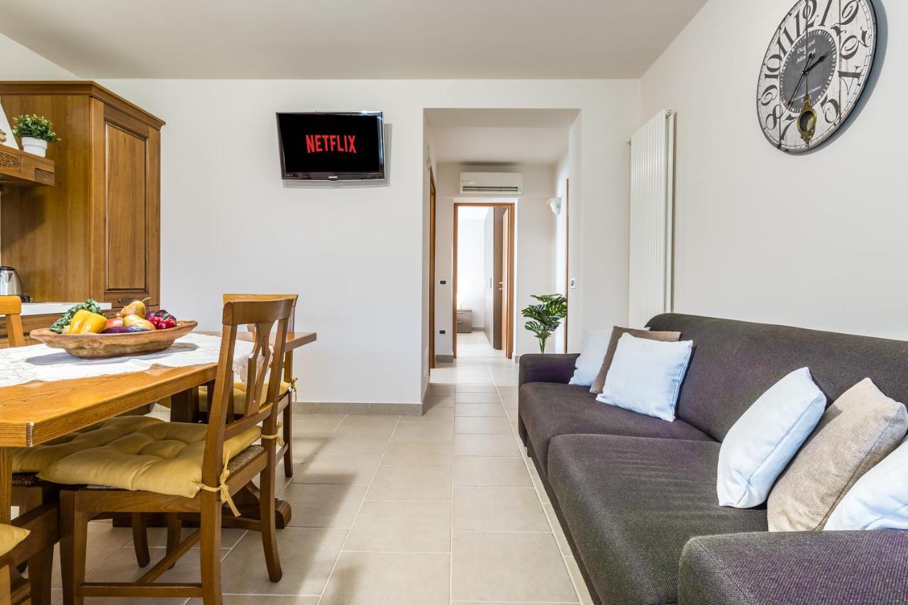 Wanderlust Apt In Villa Con Piscina - 45 Min Venezia - Zona Unesco San Pietro Di Feletto Eksteriør billede