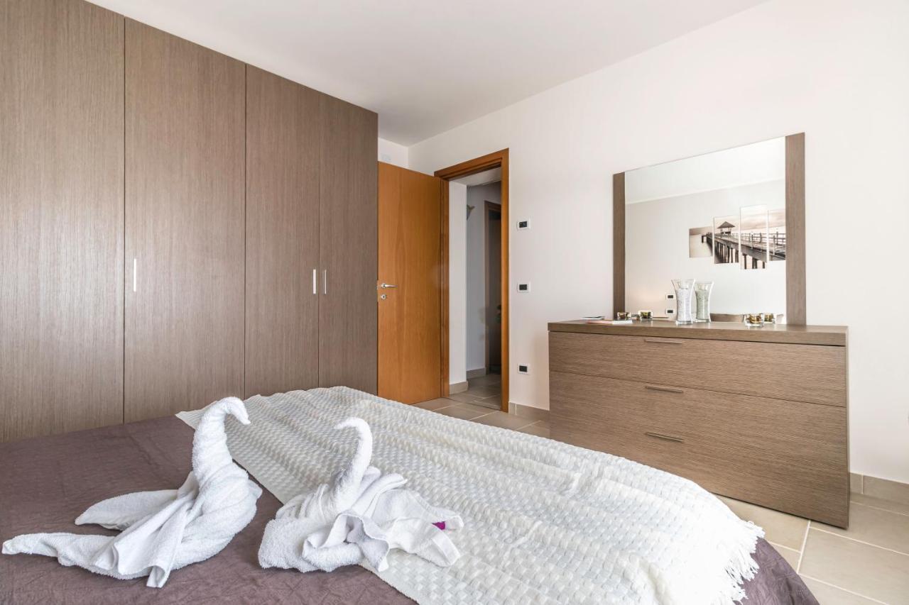 Wanderlust Apt In Villa Con Piscina - 45 Min Venezia - Zona Unesco San Pietro Di Feletto Eksteriør billede